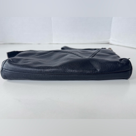 hobo black leather wristlet bag zipper - Picture 5 of 12